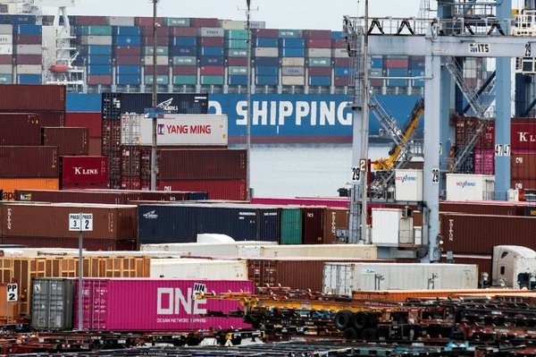 FMI: La guerra comercial EEUU-China amenaza la recuperación global en 2019
