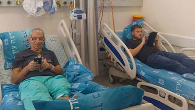 Primer trasplante de venas vivas salva de amputación a hombre en Israel