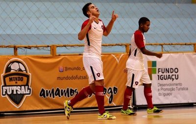 Líder, invicto y semifinalista - Deportes - ABC Color