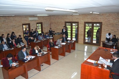 Concejales contraatacan por despido de planilleros | Diario Vanguardia 16