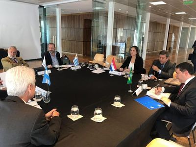 Paraguay participó de encuentro de comunicación social en Buenos Aires