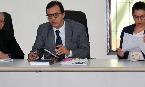 Absuelven a pastor acusado de abusar de su hija menor
