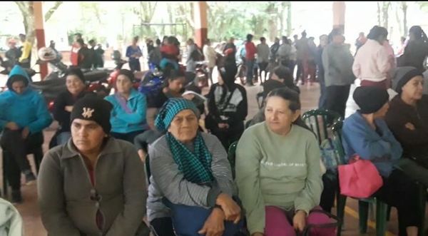 Denuncian humillante trato a damnificados - Nacionales - ABC Color