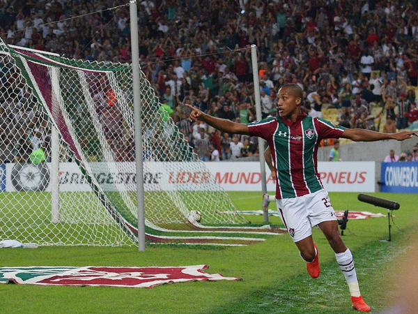 Fluminense vapulea al Atlético Nacional en el Mineirao