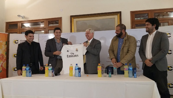 Fundación Real Madrid lanza su Clínica de Entrenamiento en el país