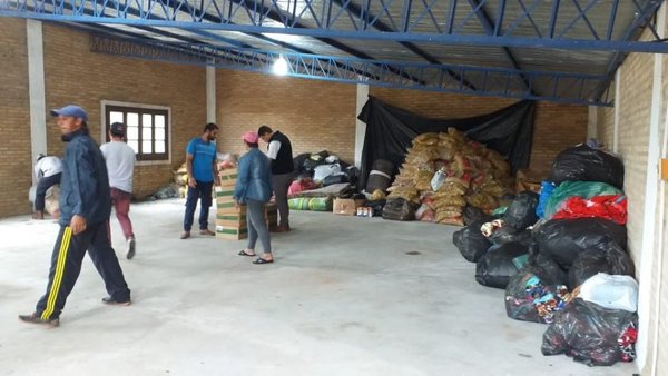 Umi universitario Ayolas-gua oguahêva donaciones umi Pilar-gua - Especiales - ABC Color
