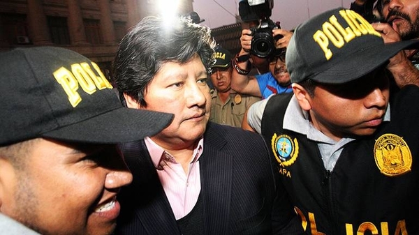 HOY / Fiscalía pide 26 años de prisión para el expresidente de la Federación Peruana deFútbol