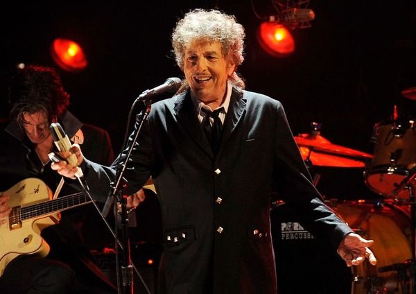 Bob Dylan: 78 años de una leyenda viviente » Ñanduti