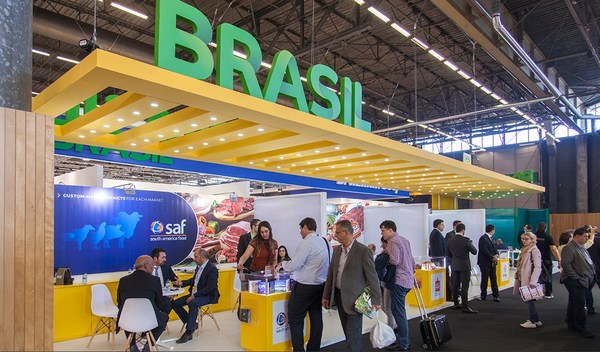Brasil busca habilitar más plantas para exportar carne a China