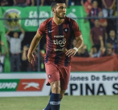 ¡Cifra récord! Juan Escobar, al Cruz Azul de México - .::RADIO NACIONAL::.