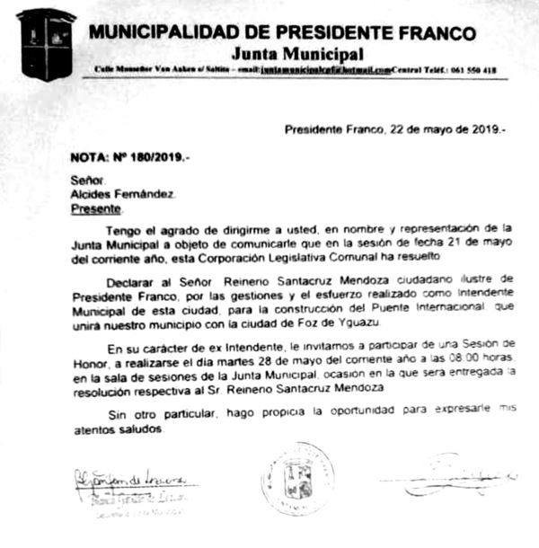 Alcides Fernández respalda la decisión de la Junta de distinguir a don Reinerio Santacruz