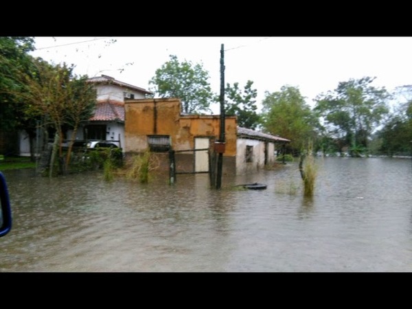 RIO NO PARA DE CRECER Y LLEGA A 8.73 CM EN PILAR