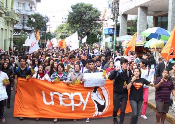 El traslado, único castigo para los docentes acosadores - Radio 1000 AM