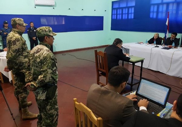Declara excomandante de la FTC en juicio contra Brítez - Nacionales - ABC Color