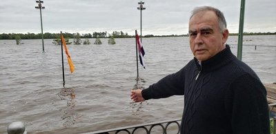 Inundación llegó a portones del Sajonia - Nacionales - ABC Color