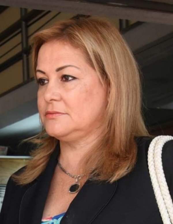 María Esther Roa afirma que querellará a la diputada Esmerita Sánchez » Ñanduti