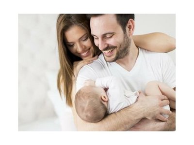 Empresa sube el permiso por paternidad a seis meses
