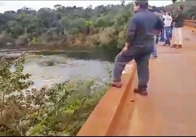 Desaparecidos tras caer al río - Nacionales - ABC Color