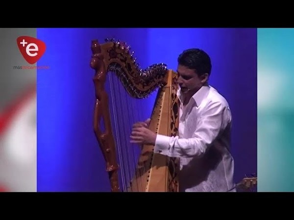 GRAN FESTIVAL HOMENAJE A LA PATRIA Y A LAS MADRES ESTA NOCHE