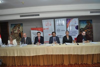 Mediadores Universitarios presentan modelo de Acceso a la Justicia - .::RADIO NACIONAL::.