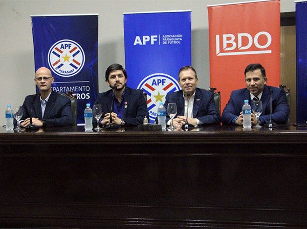 APF presenta licitación para implementar VAR en el torneo local | .::Agencia IP::.