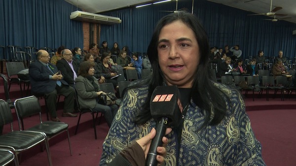 Desarrollan conferencia bajo el lema: “El poder de las palabras guaraníes en la historia”