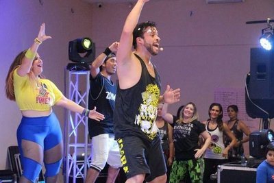 Zumba: la felicidad de poder bailar - Especiales - ABC Color