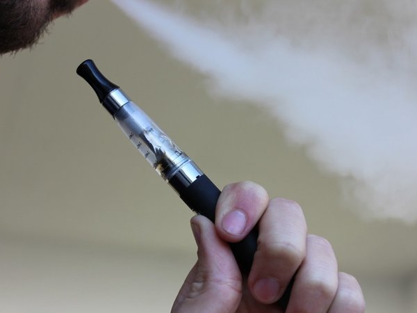 4 de cada 10 jóvenes usan vapeador en Paraguay