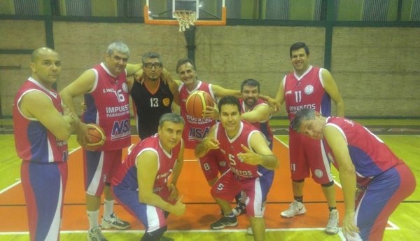 Leyendas competirán esta noche en el León Coundou - Deportes - ABC Color
