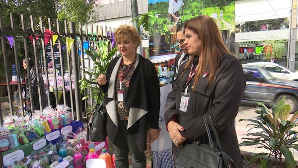 Realizaron feria de emprendedores para personas con discapacidad