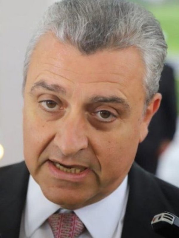 Messer cruza a Brasil y a Paraguay, afirman - Edicion Impresa - ABC Color
