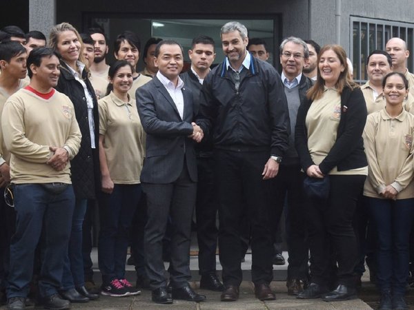 Ejecutivo califica de inconstitucional la ley de jubilación para médicos