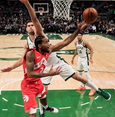 Toronto remonta y quiere su primera final - Edicion Impresa - ABC Color