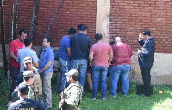 HOY / Sociedad policial-narco: la relación sueldo de agentes y nivel de vida, en un software