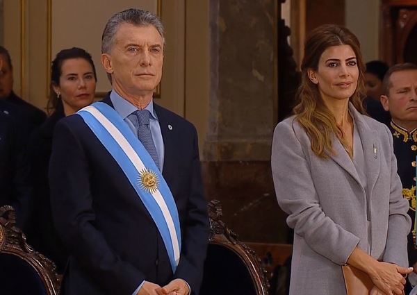 Presidente Abdo felicita a la Argentina por el aniversario de la revolución de 1810 | .::Agencia IP::.