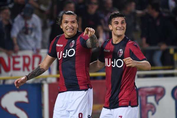 Federico Santander marca doblete en triunfo del Bologna