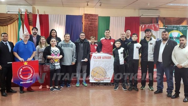 EN MARCHA TORNEO REGIONAL DE BÁSQUETBOL.