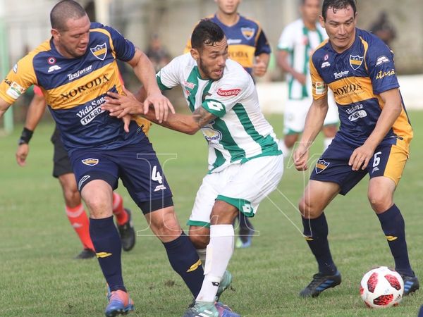 12 de Octubre derriba rivales