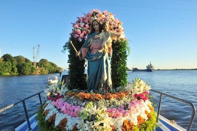 Fieles celebran Día de María Auxiliadora con procesión náutica - Fotos - ABC Color