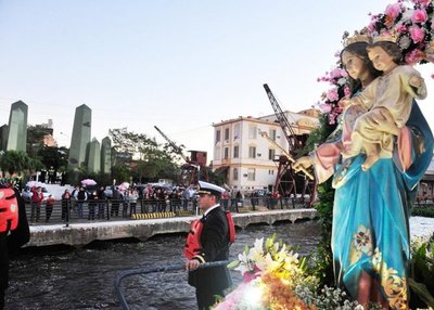 La Virgen navega contra la corriente - Edicion Impresa - ABC Color
