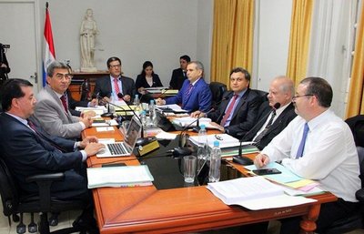 Exjuez lidera el concurso para cubrir vacancia de exministro Torres Kirmser - Edicion Impresa - ABC Color