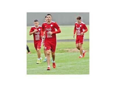 La Albirroja se moviliza sin  descanso