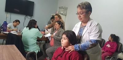Unas 100 personas atendidas durante la evaluación de tiroides en Loma Pytã