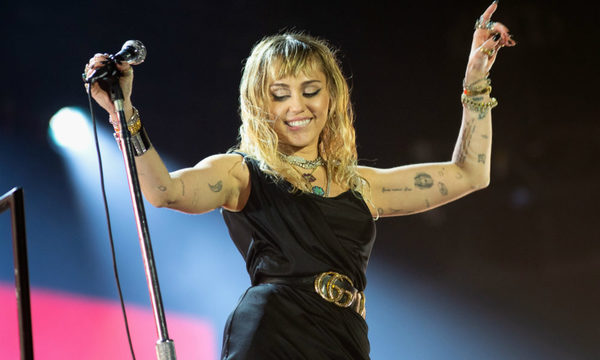 Miley Cyrus presentó 3 nuevas canciones y anunció el lanzamiento de su nuevo álbum