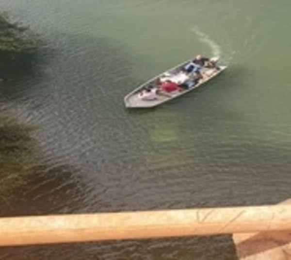Sigue la búsqueda del joven desaparecido en aguas del Yguazú - Paraguay.com