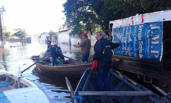 Río Paraguay: Asunción a 46 cm del desastre