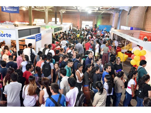 Aumento del desempleo y caída del consumo marcaron el inicio del 2019