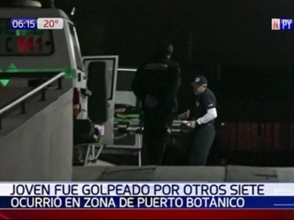 Entre siete le reventaron tras un partido de barrio