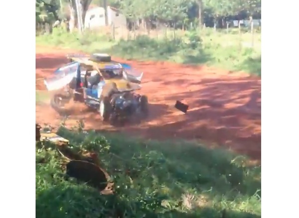 Niña murió tras ser atropellada en competencia de rally