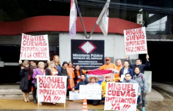 Comisión Escrache exige imputación de Miguel Cuevas - ADN Paraguayo